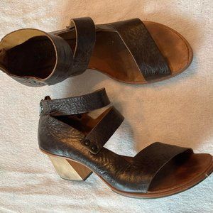 Cydwok BRACE heeled sandals (Vintage Line), 37.5